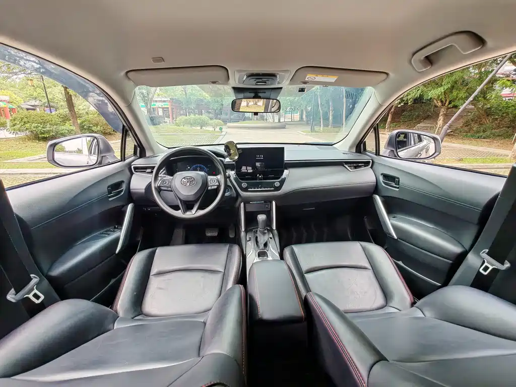Corolla Cross Dual Engine 2.0 L Pioneer