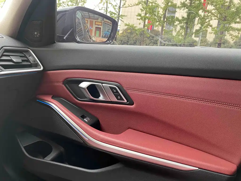 BMW 3 Series 325 Li M Sport Night Package