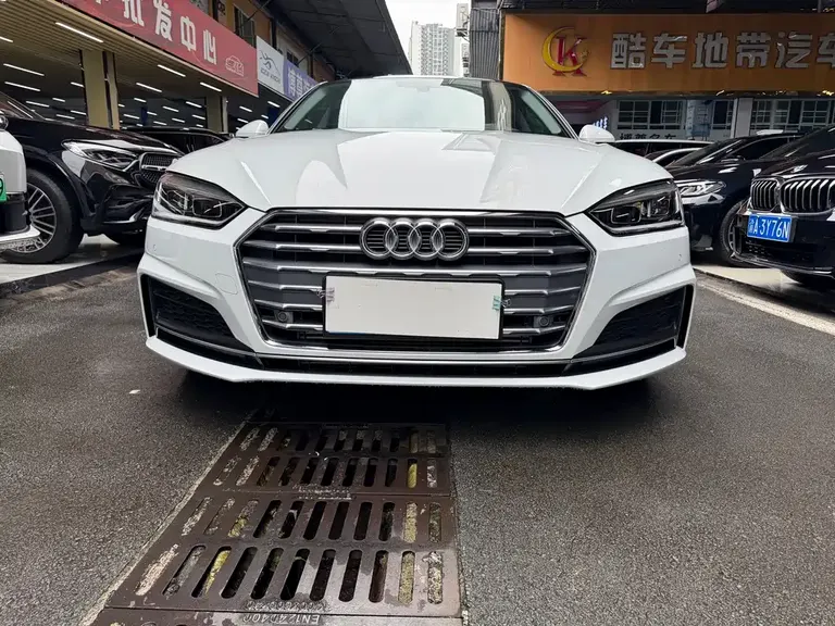 Audi A5 (Import) Sportback 40 TFSI Fashion