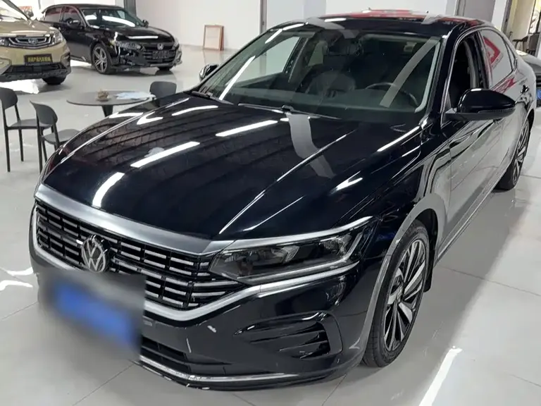 Volkswagen Passat 330 TSI Elite