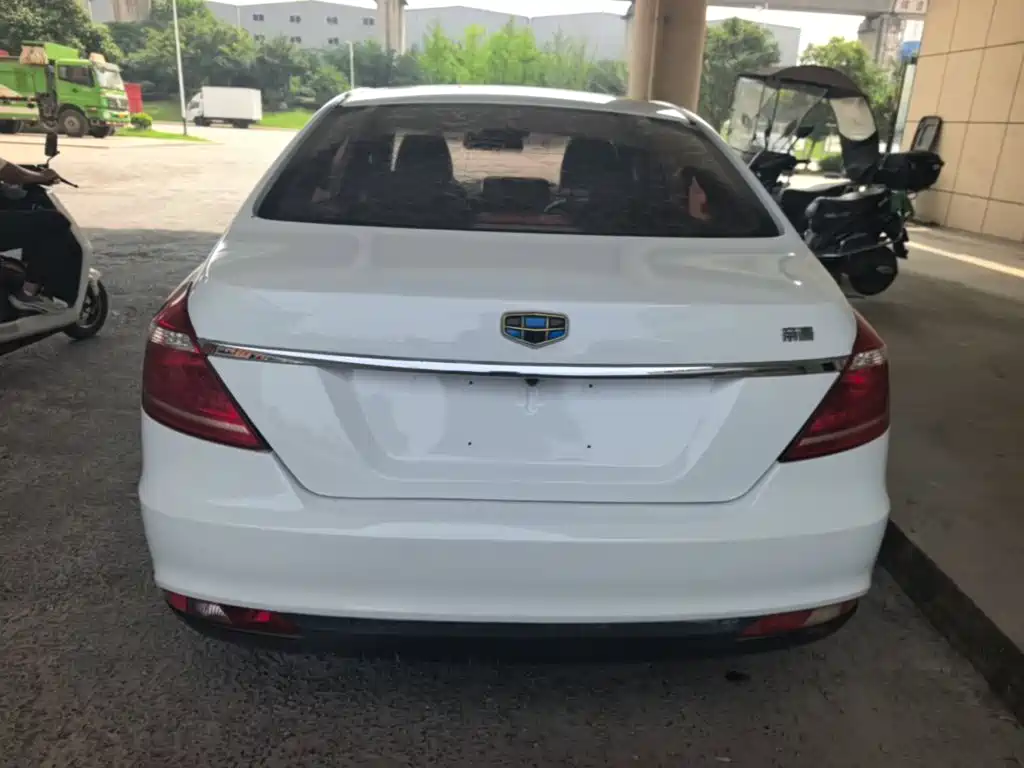 Emgrand Sedan 1.5 L Manual Upward