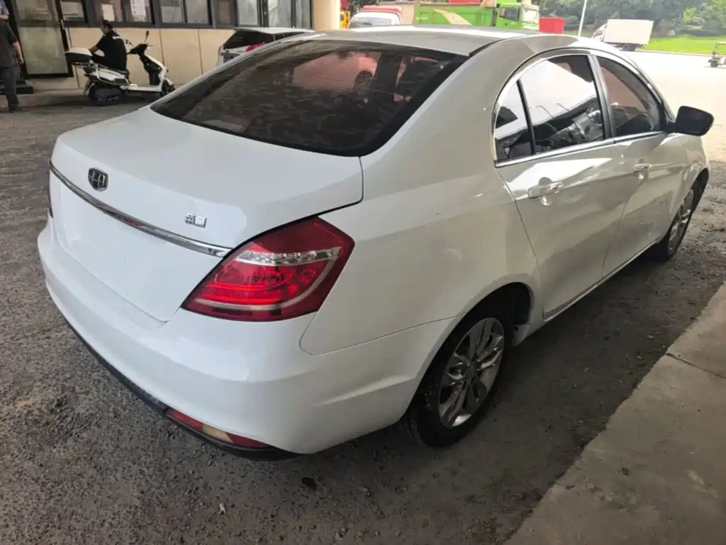 Emgrand Sedan 1.5 L Manual Upward