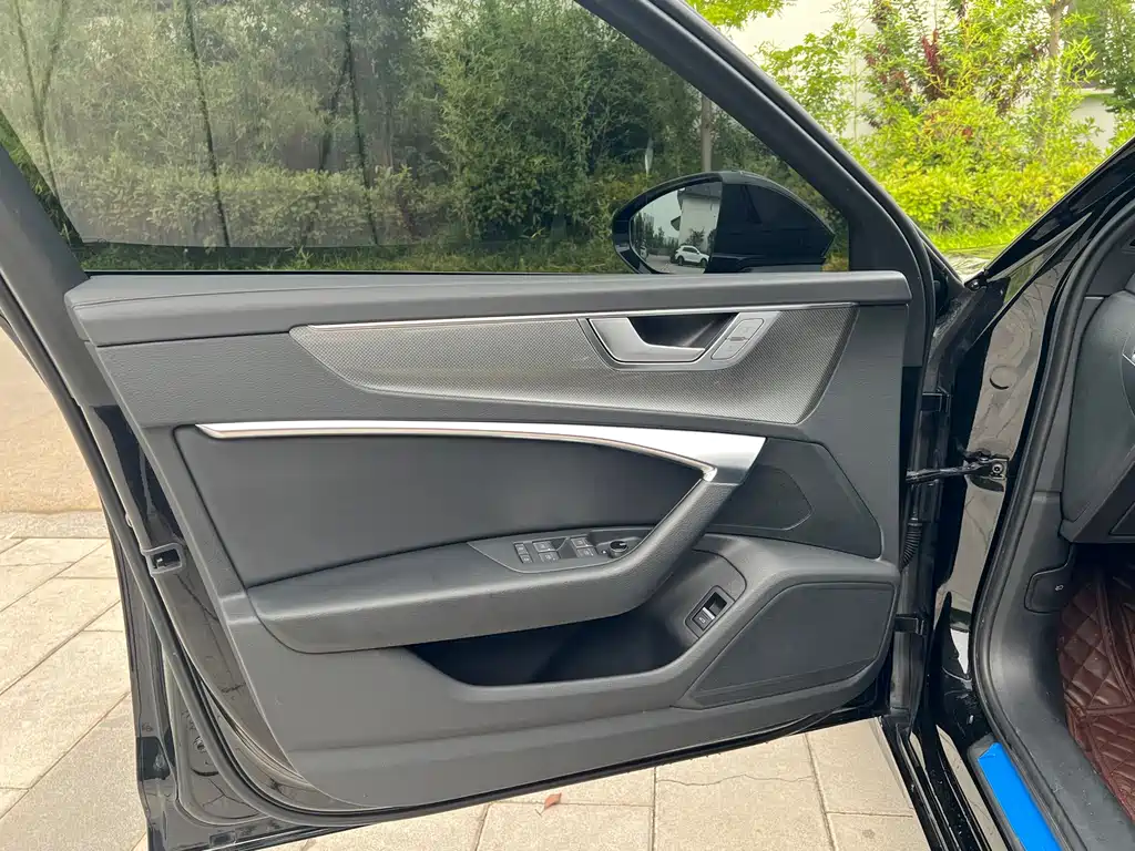 Audi A6 L 40 TFSI Luxury Dynamic