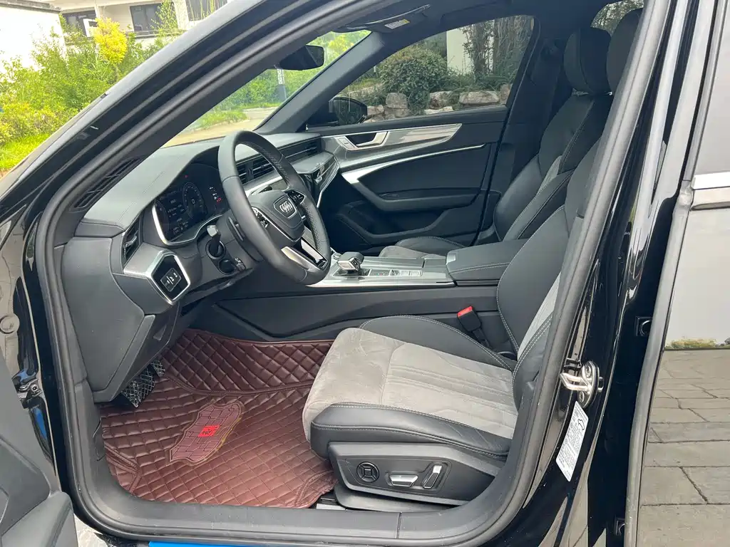 Audi A6 L 40 TFSI Luxury Dynamic