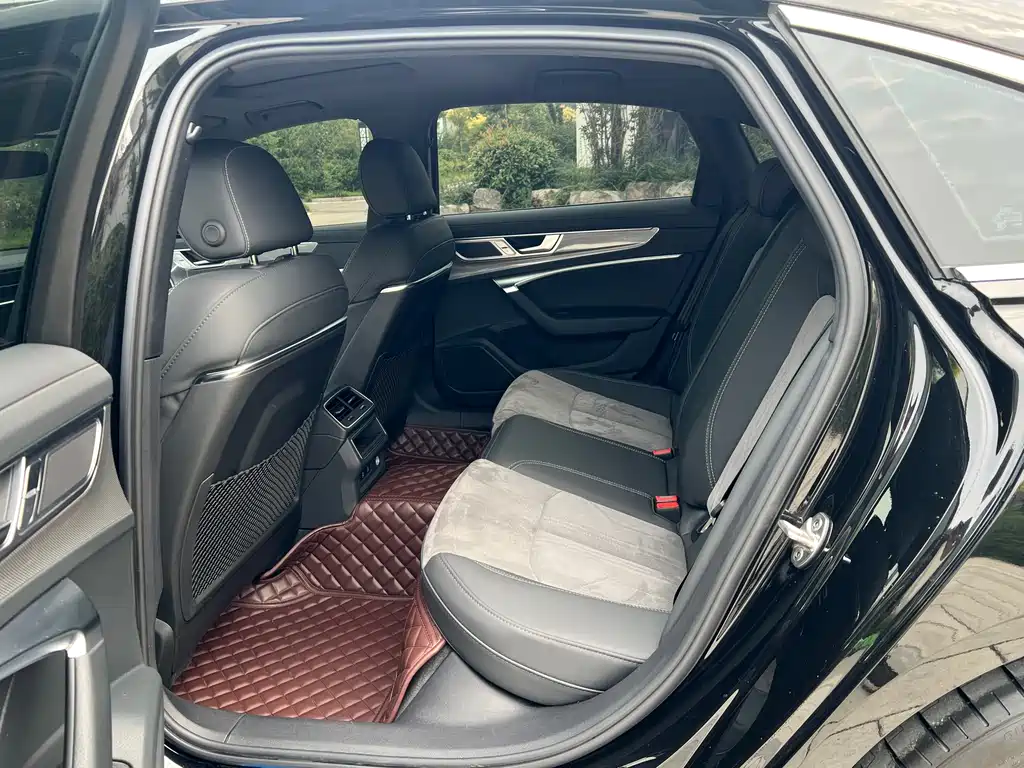 Audi A6 L 40 TFSI Luxury Dynamic