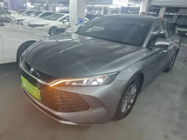 BYD Qin L DM-i 80 KM Leading