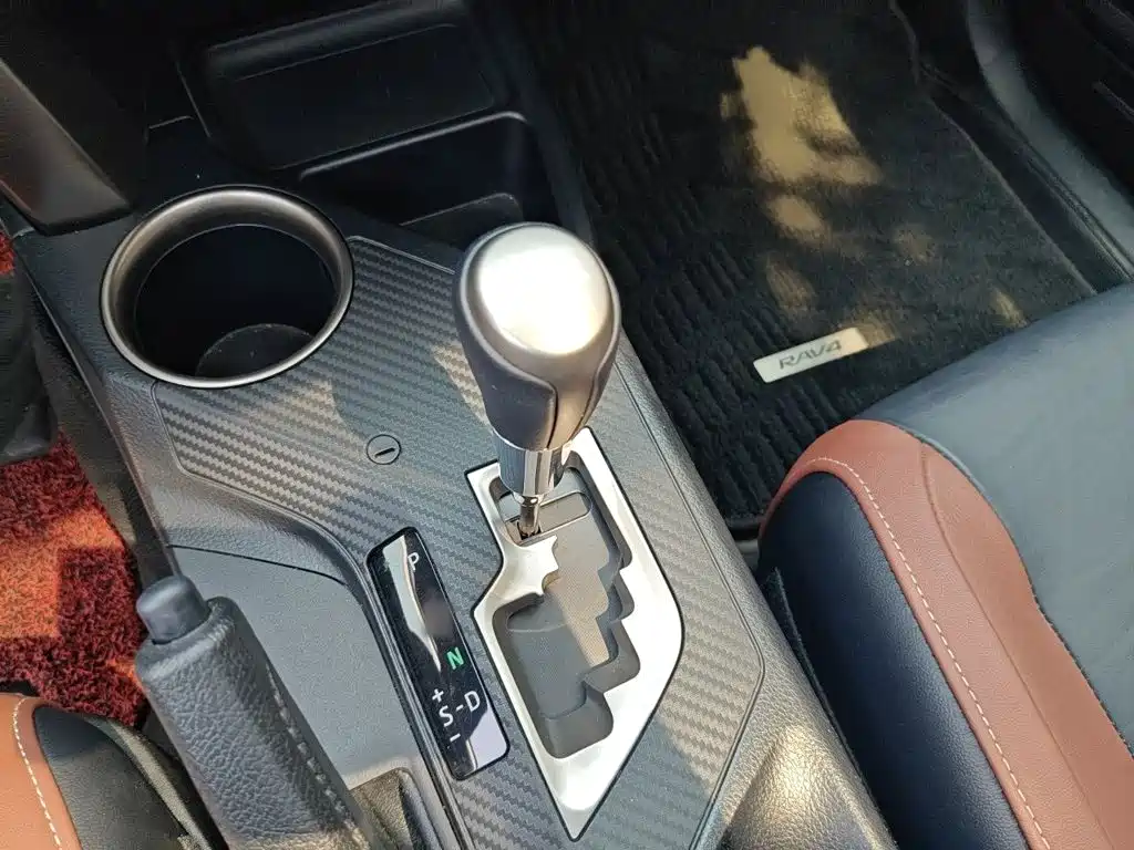 RAV4 2.5 L Auto 4 WD Elite