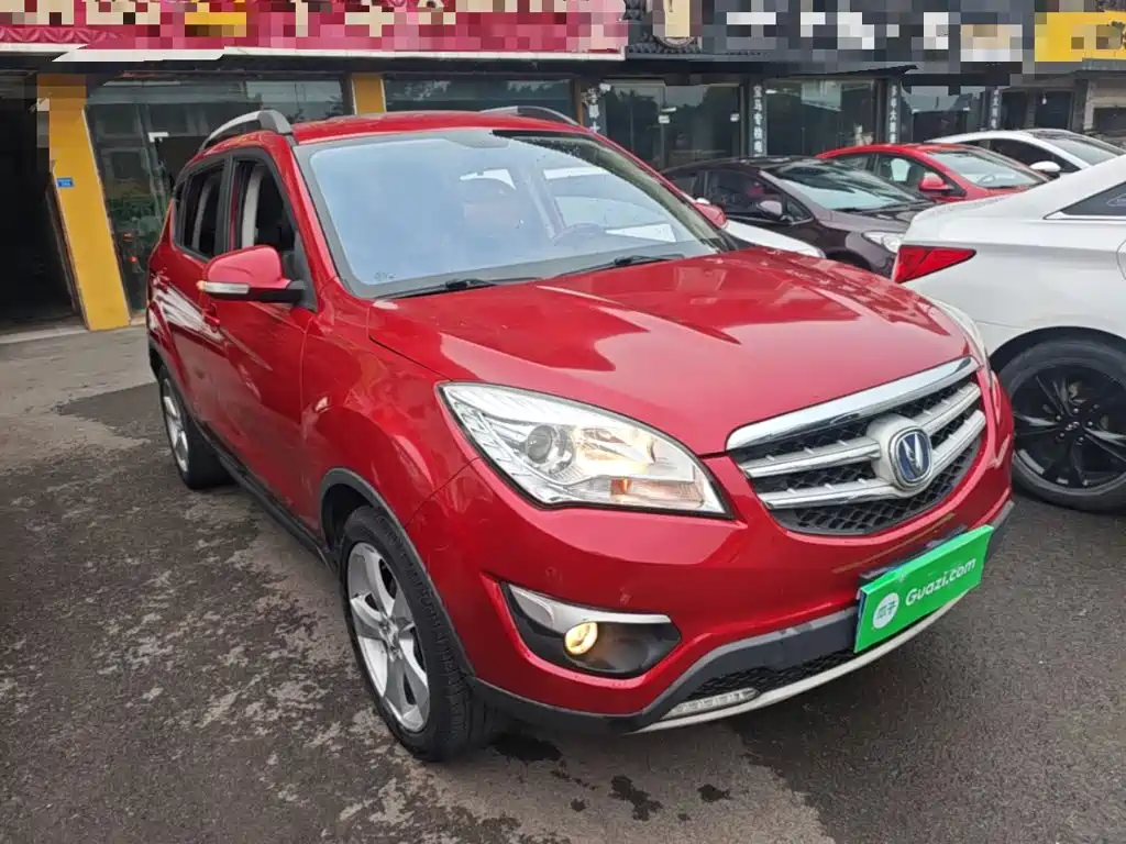 Changan CS35 长安CS35 2015款 1.6 L 手动尊贵型 国IV