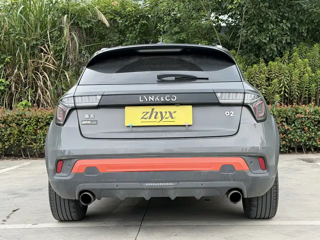 Lynk & Co 02 1.5 T DCT 2 WD Shine Pro CN-V