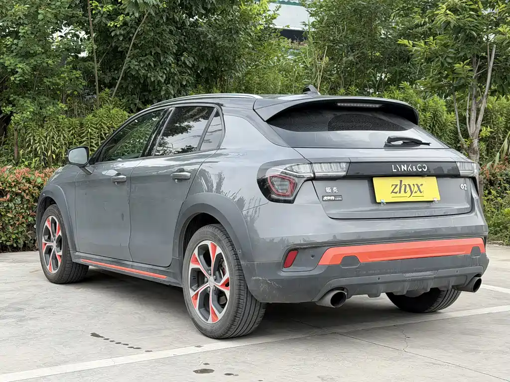 Lynk & Co 02 1.5 T DCT 2 WD Shine Pro CN-V