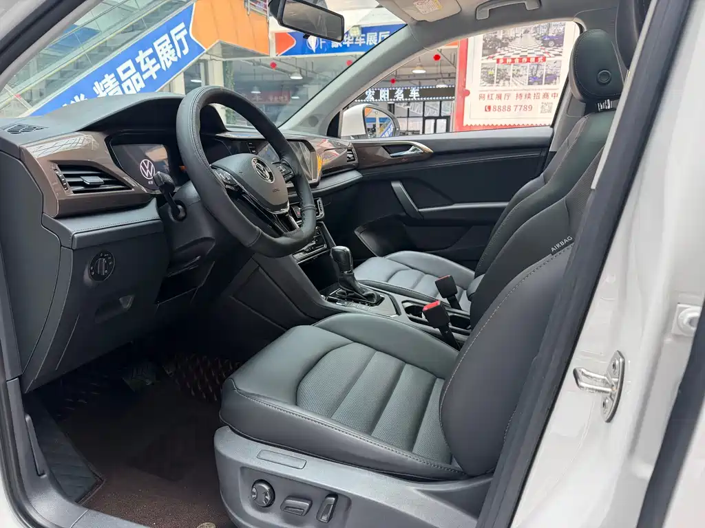 Tharu 280 TSI 2 WD Luxury