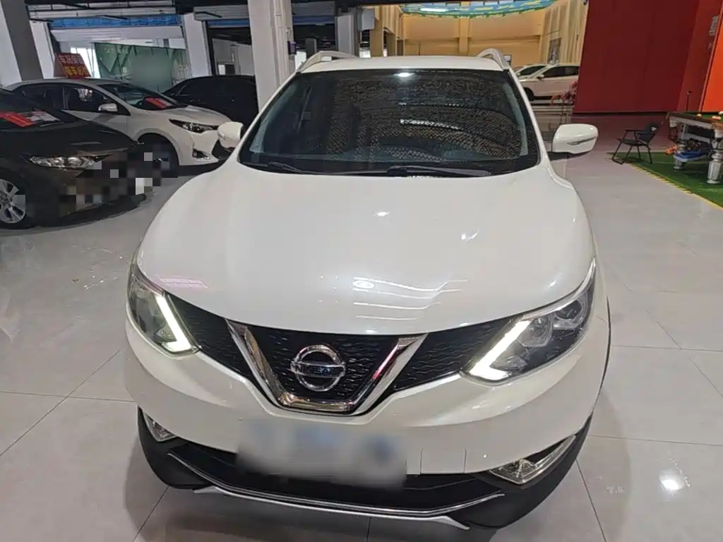 Qashqai 2.0 L CVT Elite