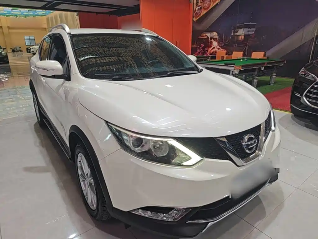 Qashqai 2.0 L CVT Elite