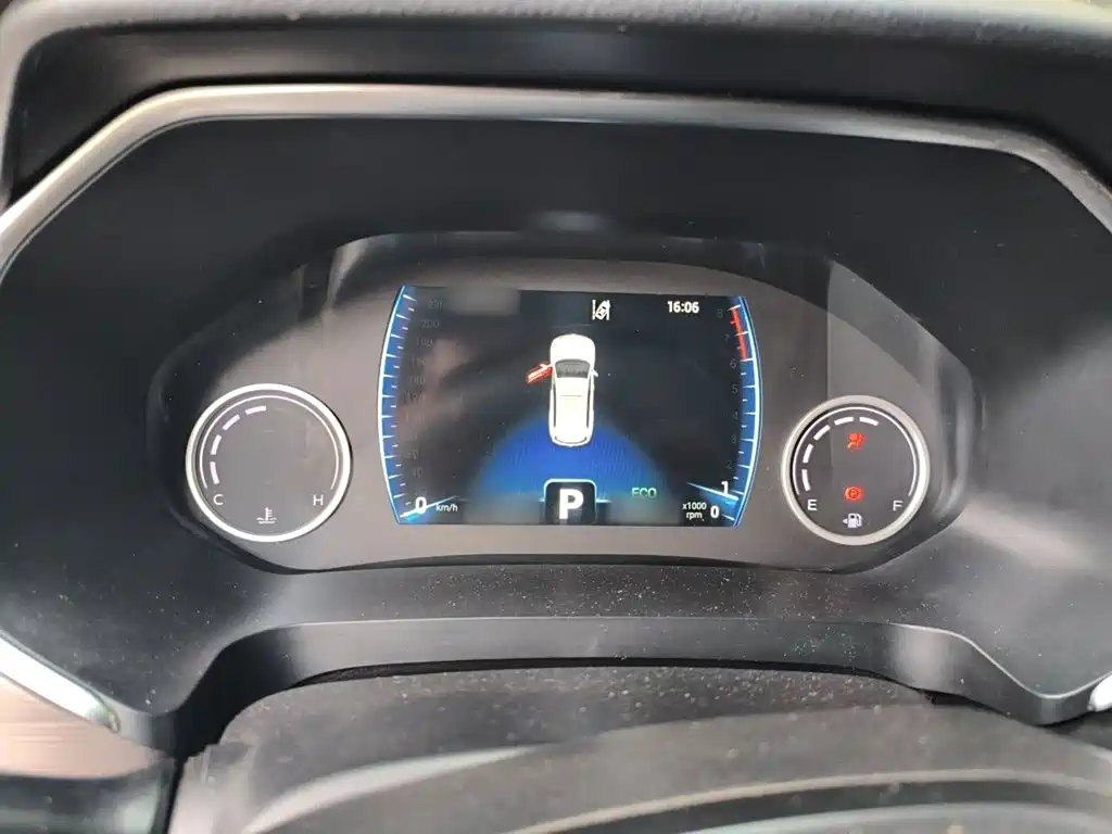 Tiggo 8 1.6 TGDI Auto Luxury