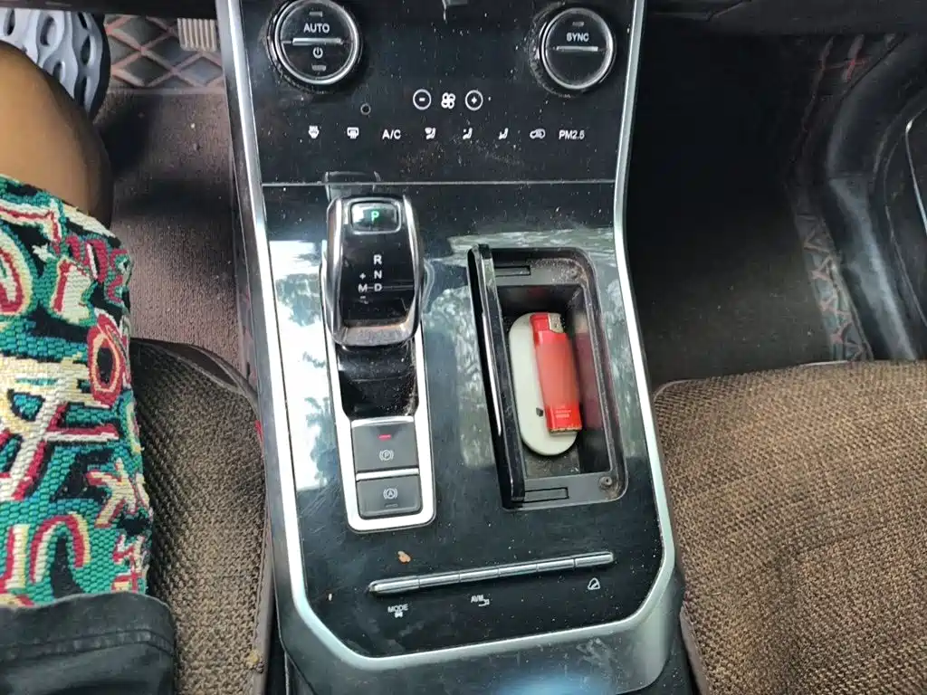 Tiggo 8 1.6 TGDI Auto Luxury