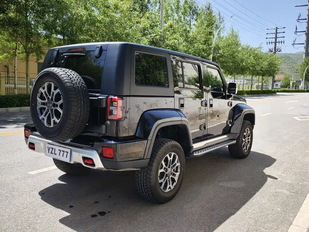 BAIC BJ40 2.0 T City Hunter Glory