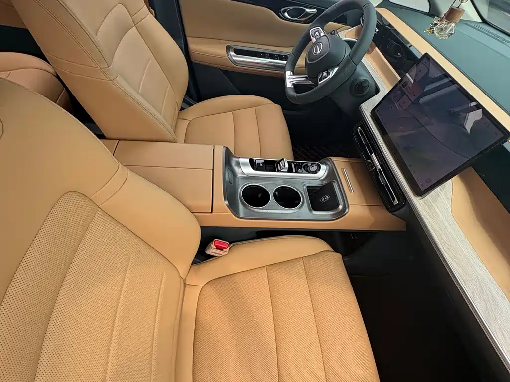 Trumpchi E8 NEV 传祺E8 PHEV 2024款 150 km MAX