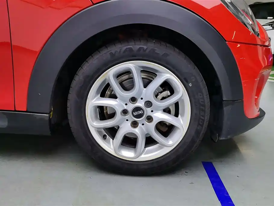 MINI 1.5 T ONE 5-door