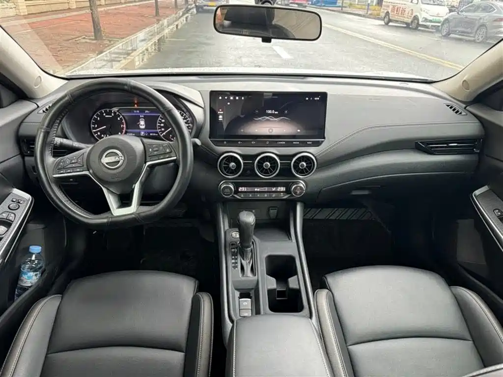 Sylphy 1.6 L CVT Joy