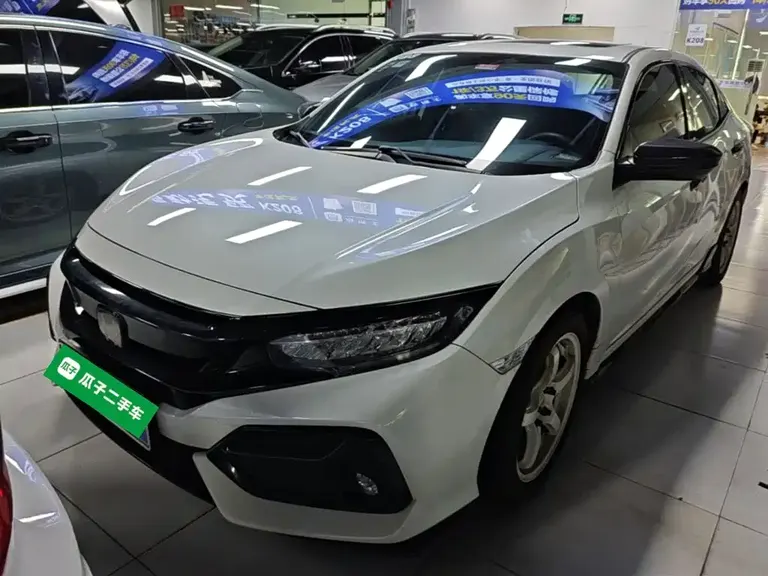 Honda Civic HATCHBACK 220 TURBO CVT New Sharp Control
