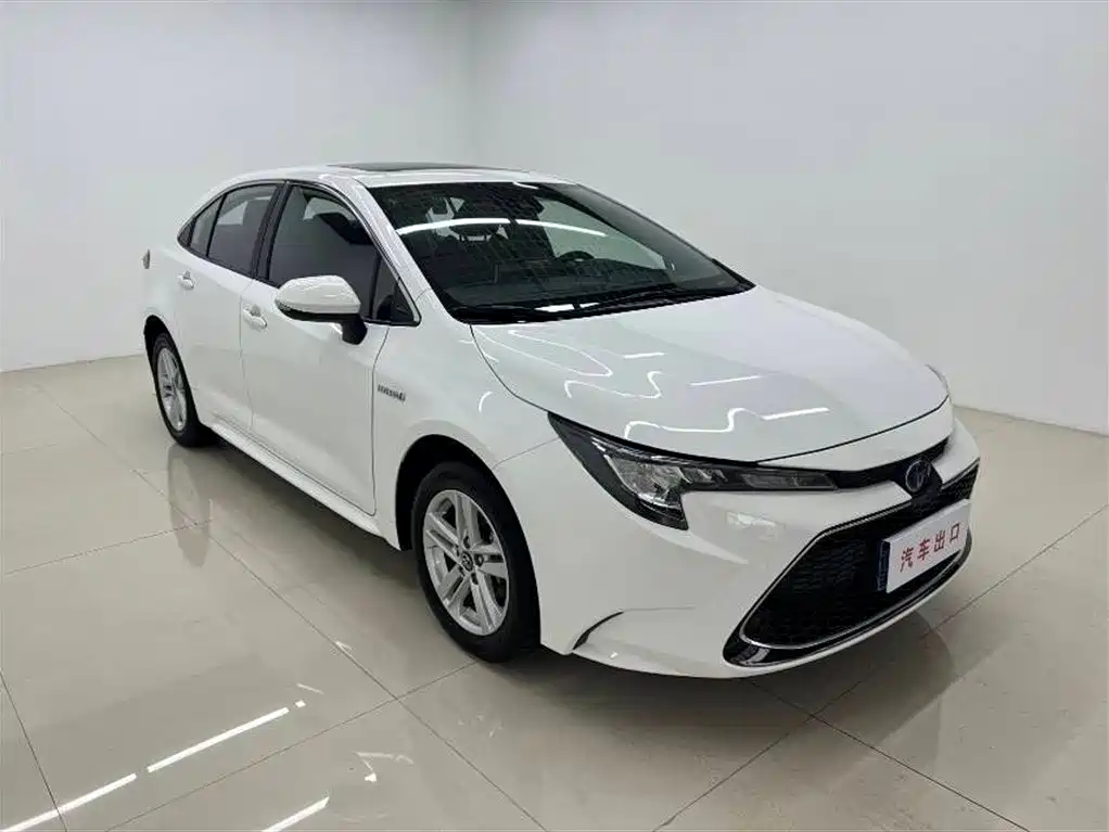 Levin Dual Engine 1.8 H E-CVT Luxury