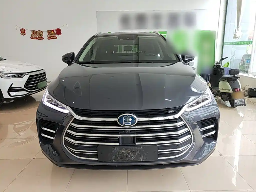 Tang NEV DM 2.0 T Full-time 4 WD Connected Creative Enjoyment 7-seat CN-V