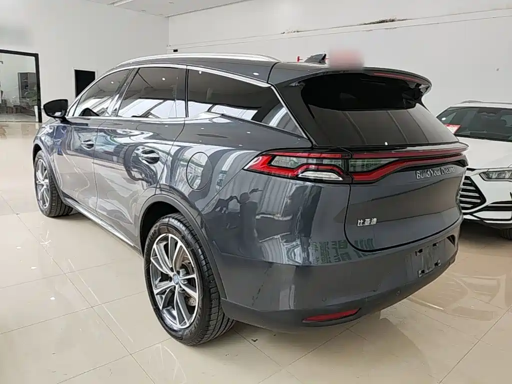 Tang NEV DM 2.0 T Full-time 4 WD Connected Creative Enjoyment 7-seat CN-V