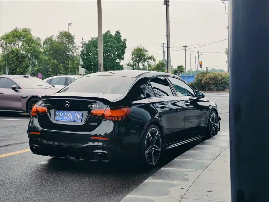Mercedes-Benz A-Class AMG AMG A 35 L 4 MATIC