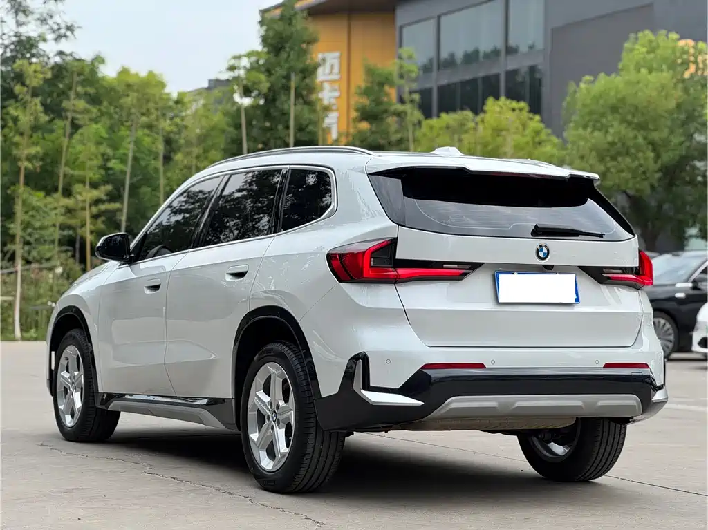 BMW X1 sDrive20 Li X Design Package