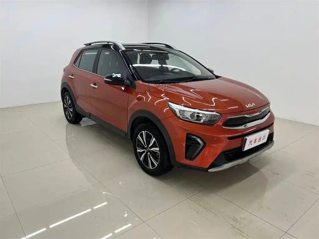 Stonic 1.4 L CVT Fun Enjoyment Sunroof