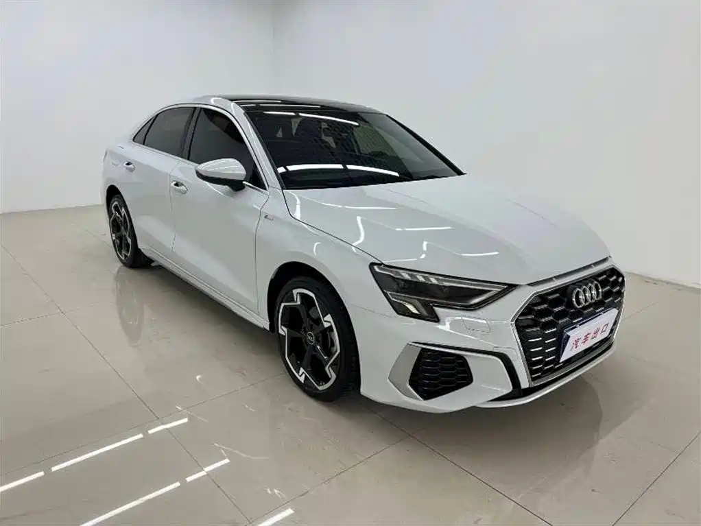Audi A3 Facelift A3 L Limousine 35 TFSI Fashion Sport