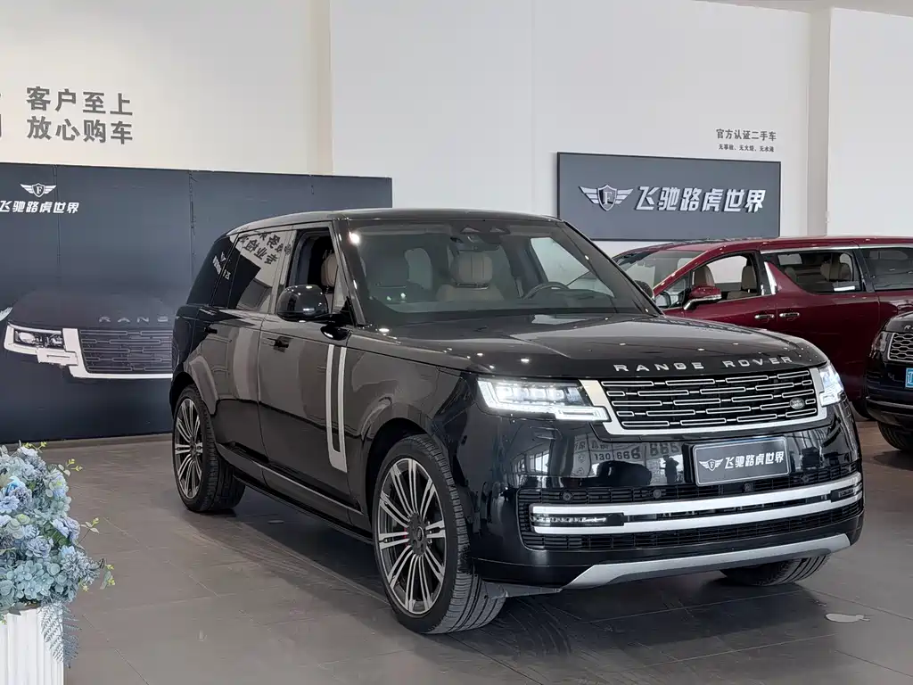 Range Rover 3.0 L6 400 PS Genesis Extended