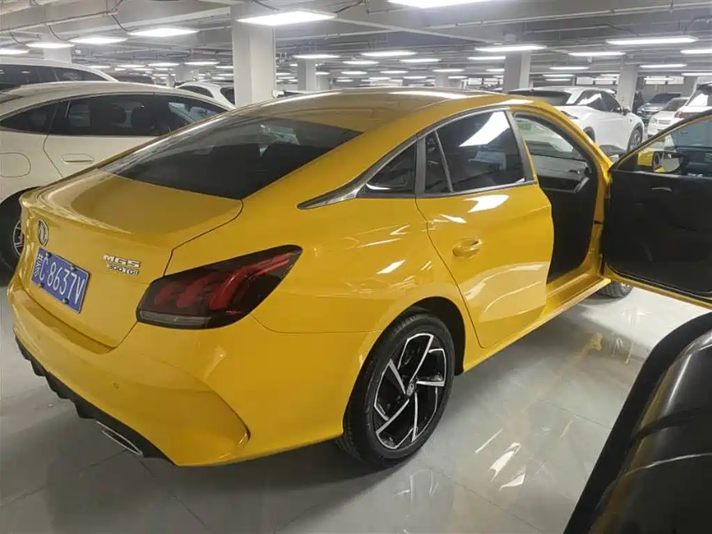 MG5 Facelift 300 TGI DCT Youth Luxury Grand Enjoyment