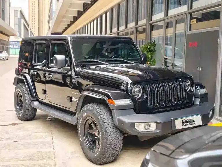 Jeep Wrangler 2.0 T Sahara 4-door CN-V