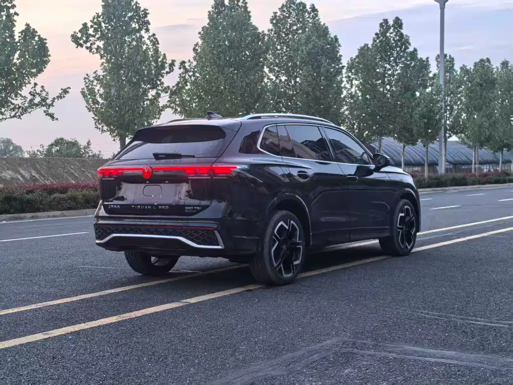 Tiguan L PRO 380 TSI 4 WD R-Line Smart Supreme