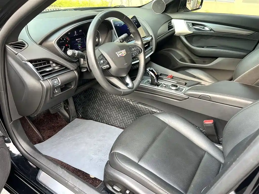 Cadillac CT5 28 T Luxury
