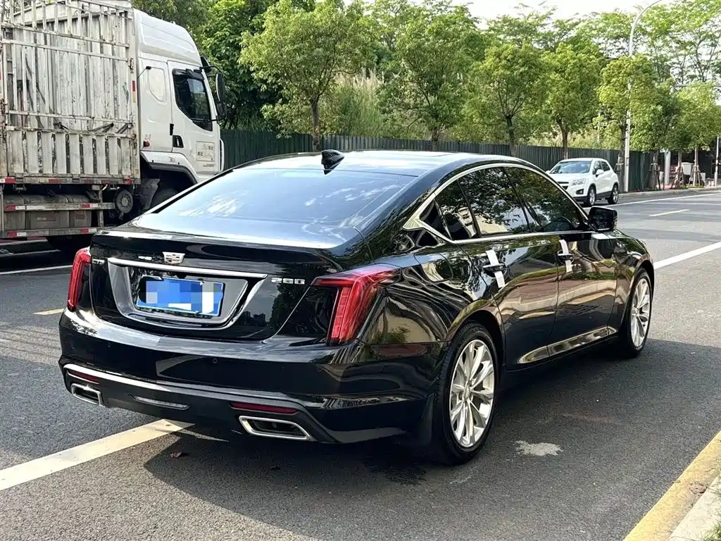 Cadillac CT5 28 T Luxury