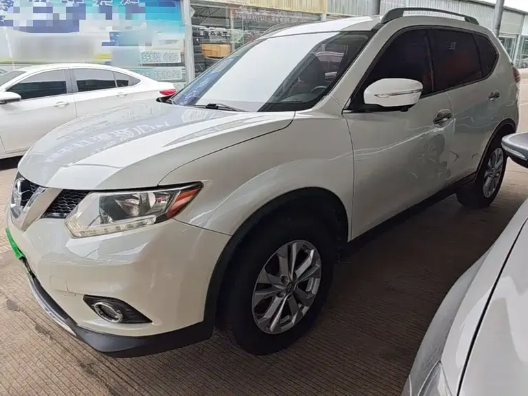 Nissan X-Trail 2.0 L CVT Comfort 2 WD