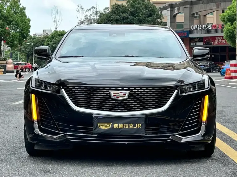 Cadillac CT5 28 T Luxury (Standard)