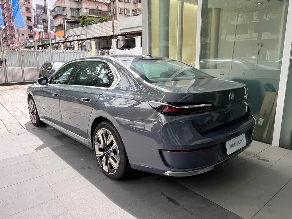 BMW 7 Series 740 Li Leading Luxury Package