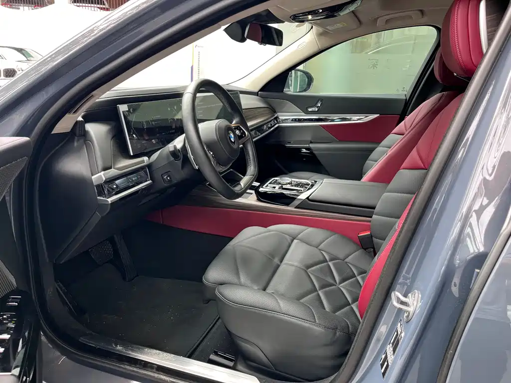 BMW 7 Series 740 Li Leading Luxury Package