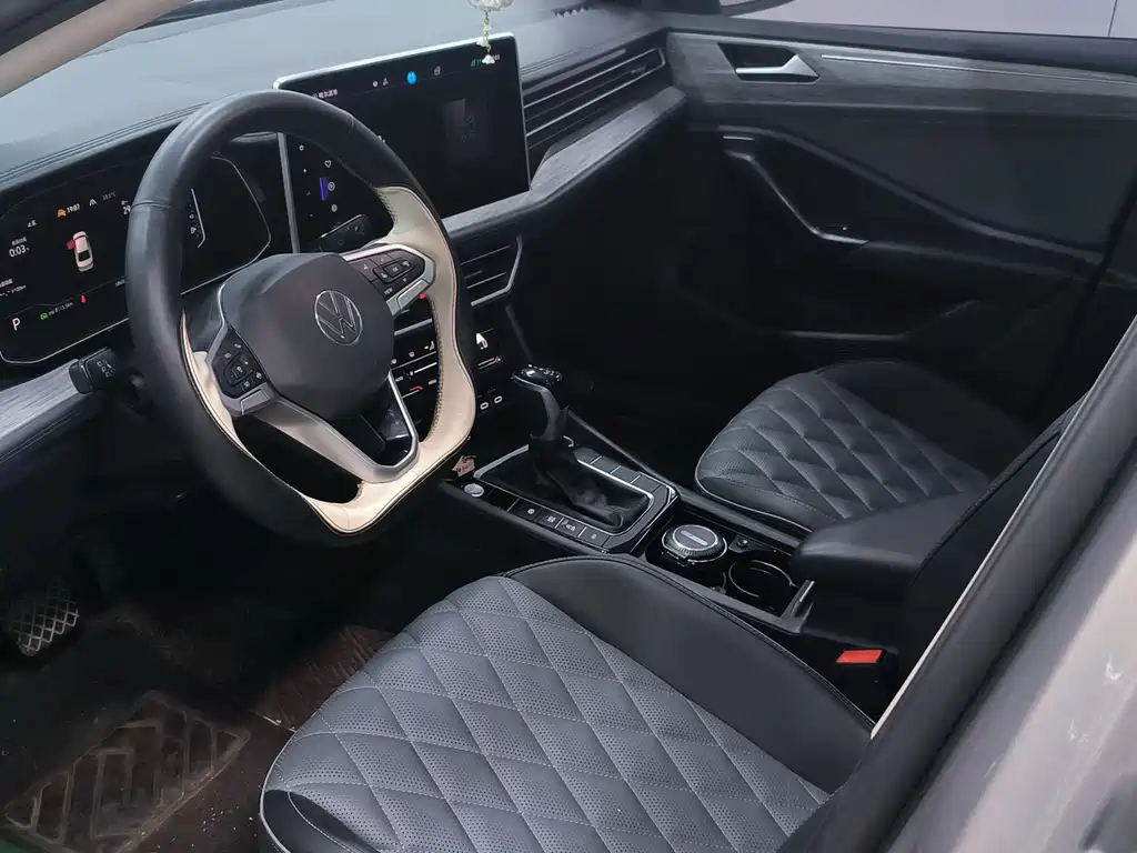 Sagitar 280 TSI DSG Transcend Plus