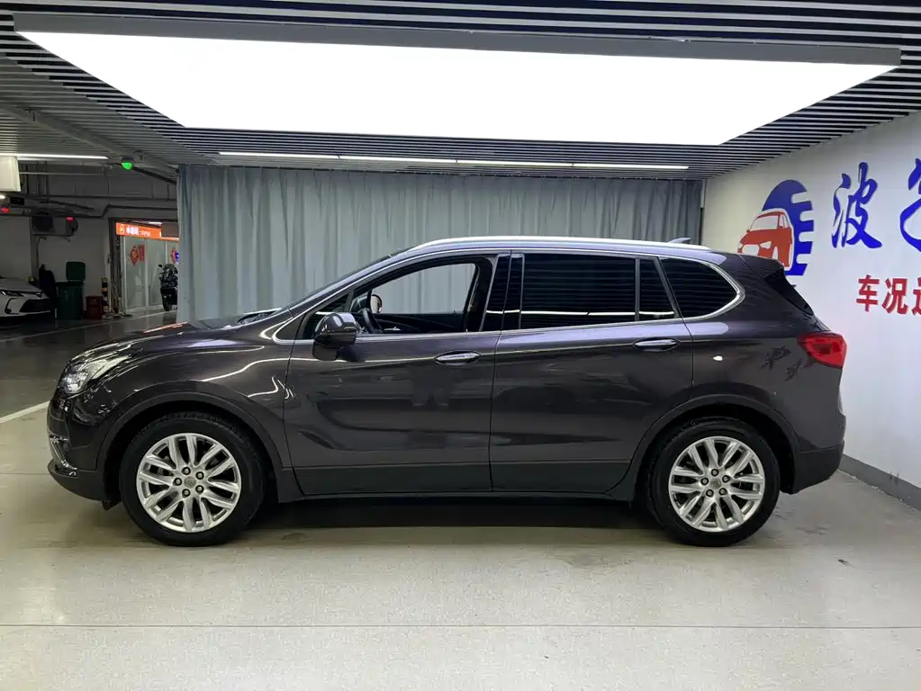 Envision Plus 28 T 4 WD Luxury