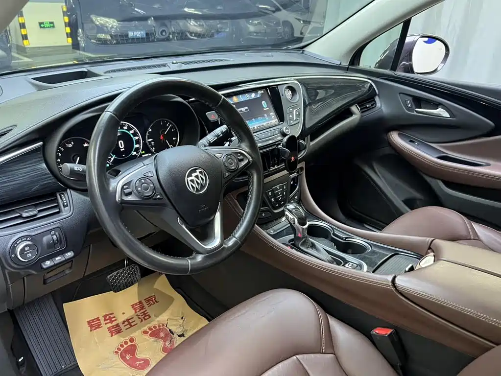 Envision Plus 28 T 4 WD Luxury