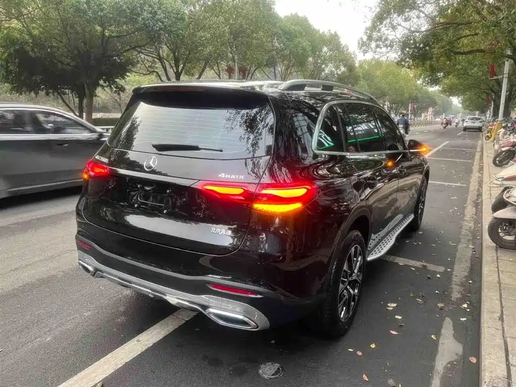 Mercedes-Benz GLC 奔驰GLC 2026款 GLC 260 L 4 MATIC 动感型
