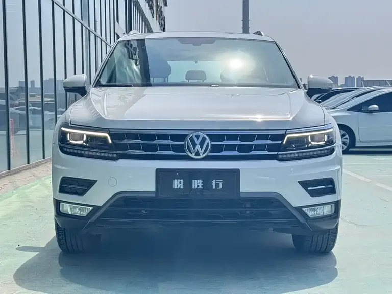 Volkswagen Tiguan L 380 TSI Auto 4 WD Luxury