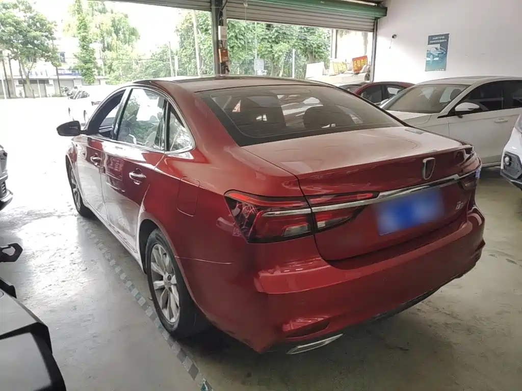 Roewe i6 Classic 20 T Manual Luxury