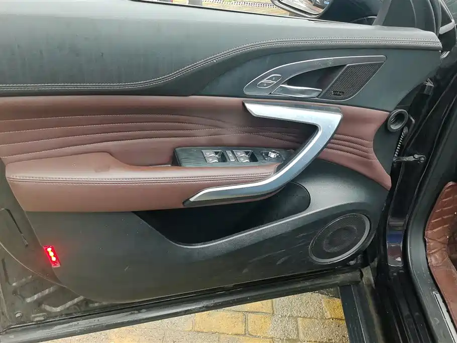 WEY VV7 2.0 T Flagship