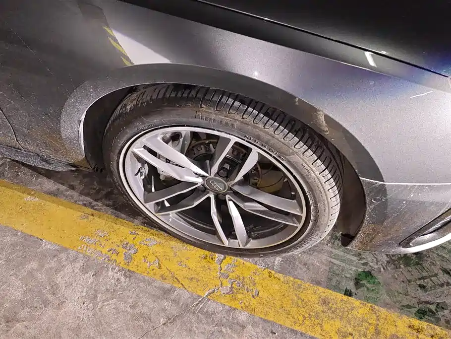 Audi A4 L 40 TFSI Luxury Dynamic