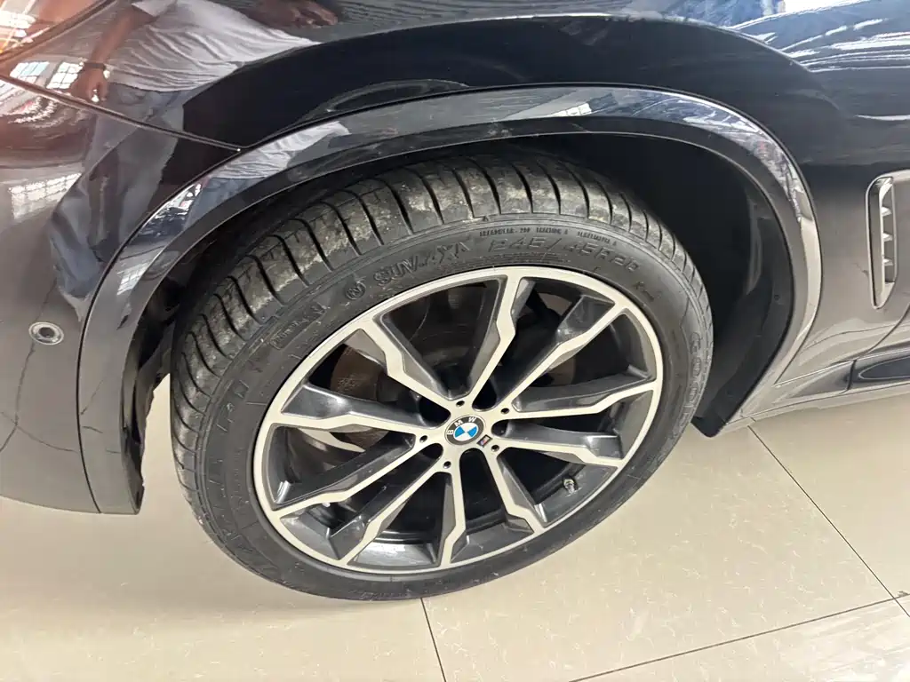 BMW X3 xDrive30 i Leading M Night Package